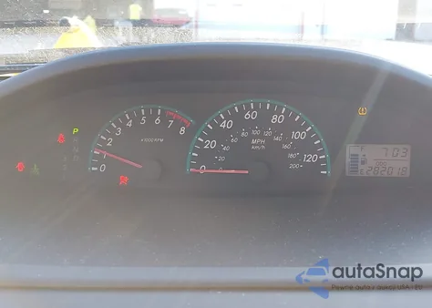 2010 Toyota Yaris z USA, uszkodzony, nr VIN JTDBT4K3XA1367711